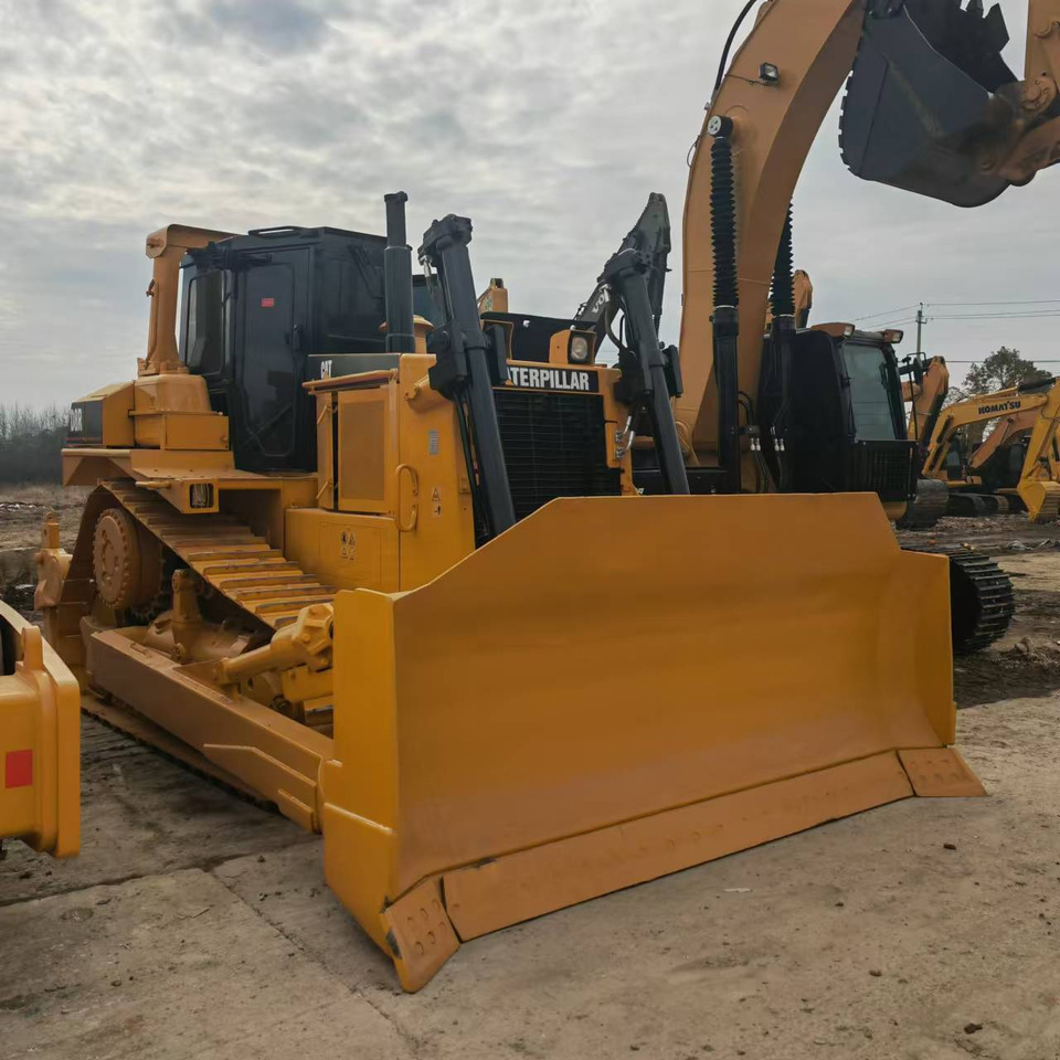 CATERPILLAR D8R - Buldôzer: foto 3 CATERPILLAR D8R - Buldôzer: foto 3