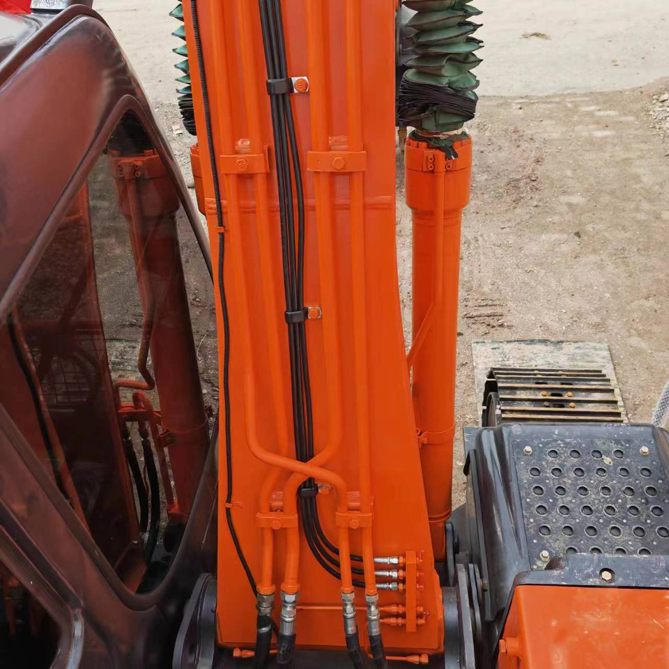 HITACHI ZX120 - Mini escavadeira: foto 4 HITACHI ZX120 - Mini escavadeira: foto 4