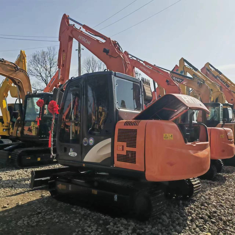 Mini escavadeira HITACHI ZX60: foto 11 Mini escavadeira HITACHI ZX60: foto 11