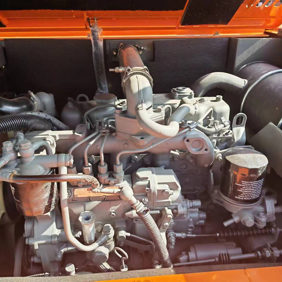 Mini escavadeira HITACHI ZX60: foto 12 Mini escavadeira HITACHI ZX60: foto 12