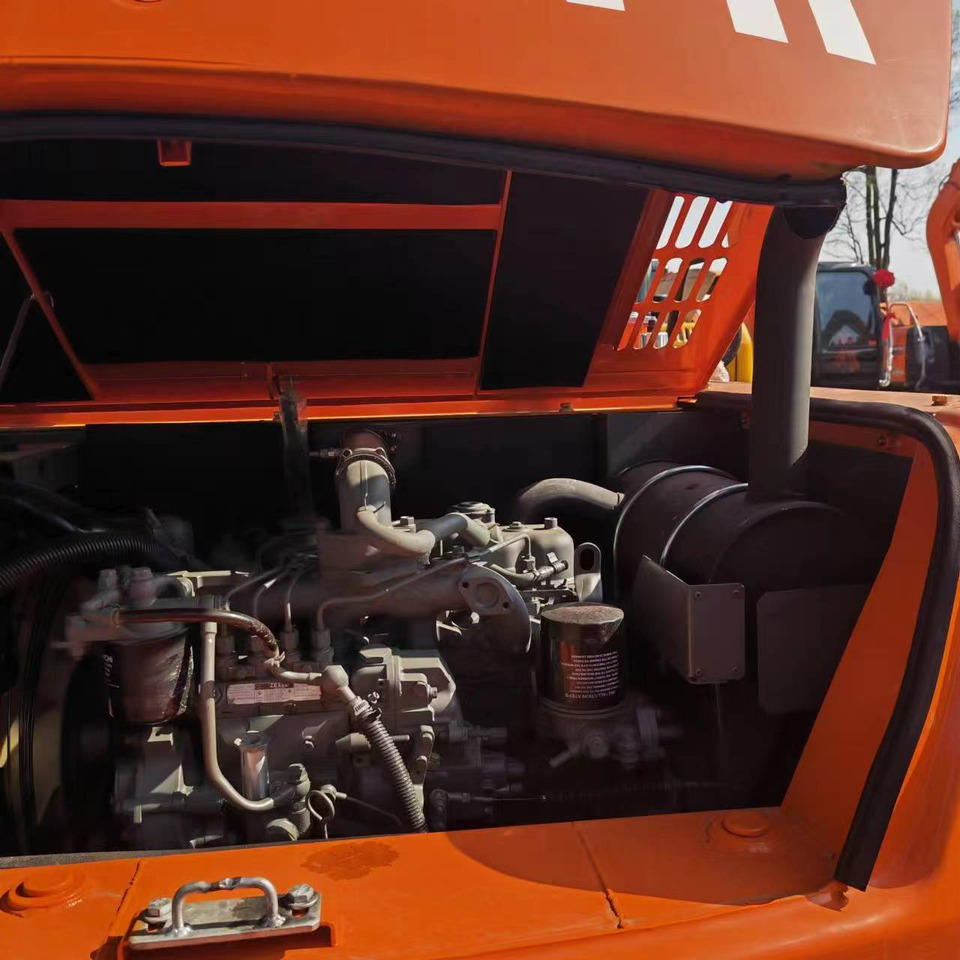 Mini escavadeira HITACHI ZX60: foto 7 Mini escavadeira HITACHI ZX60: foto 7