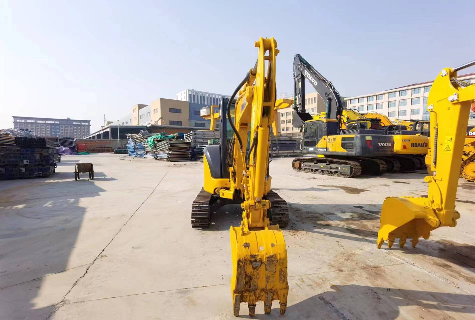 Mini escavadeira KOMATSU PC35: foto 6