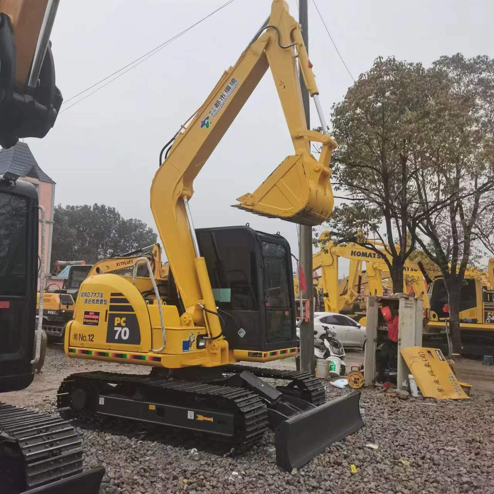 KOMATSU PC70 - Mini escavadeira: foto 3 KOMATSU PC70 - Mini escavadeira: foto 3