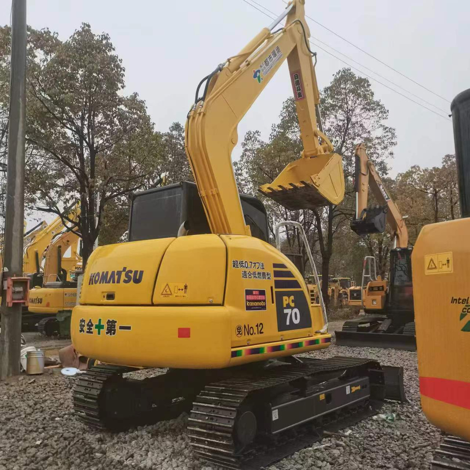 KOMATSU PC70 - Mini escavadeira: foto 2 KOMATSU PC70 - Mini escavadeira: foto 2