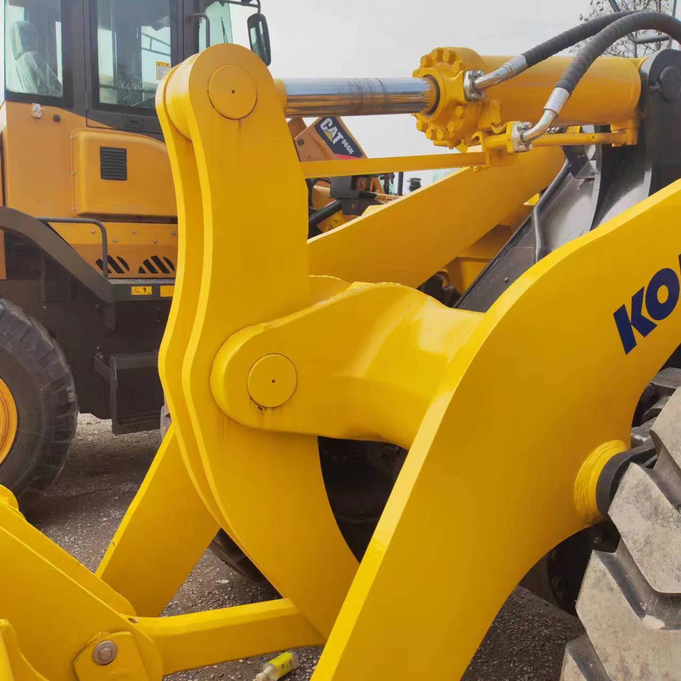 Pá carregadora de rodas KOMATSU WA380: foto 9 Pá carregadora de rodas KOMATSU WA380: foto 9