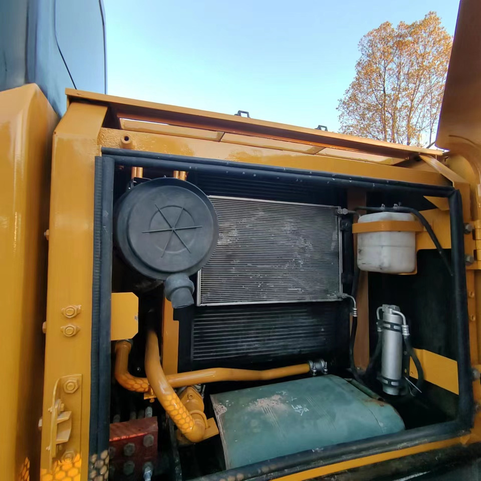 Escavadora de rastos SANY SY135: foto 7