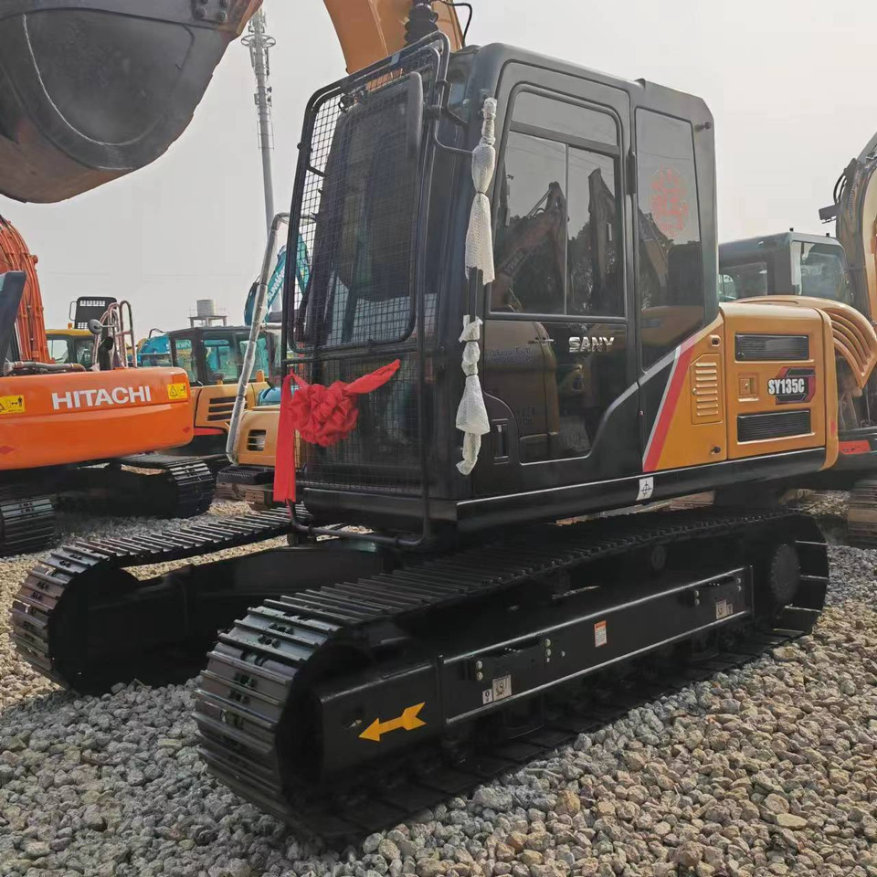 SANY SY135C - Escavadora de rastos: foto 5 SANY SY135C - Escavadora de rastos: foto 5