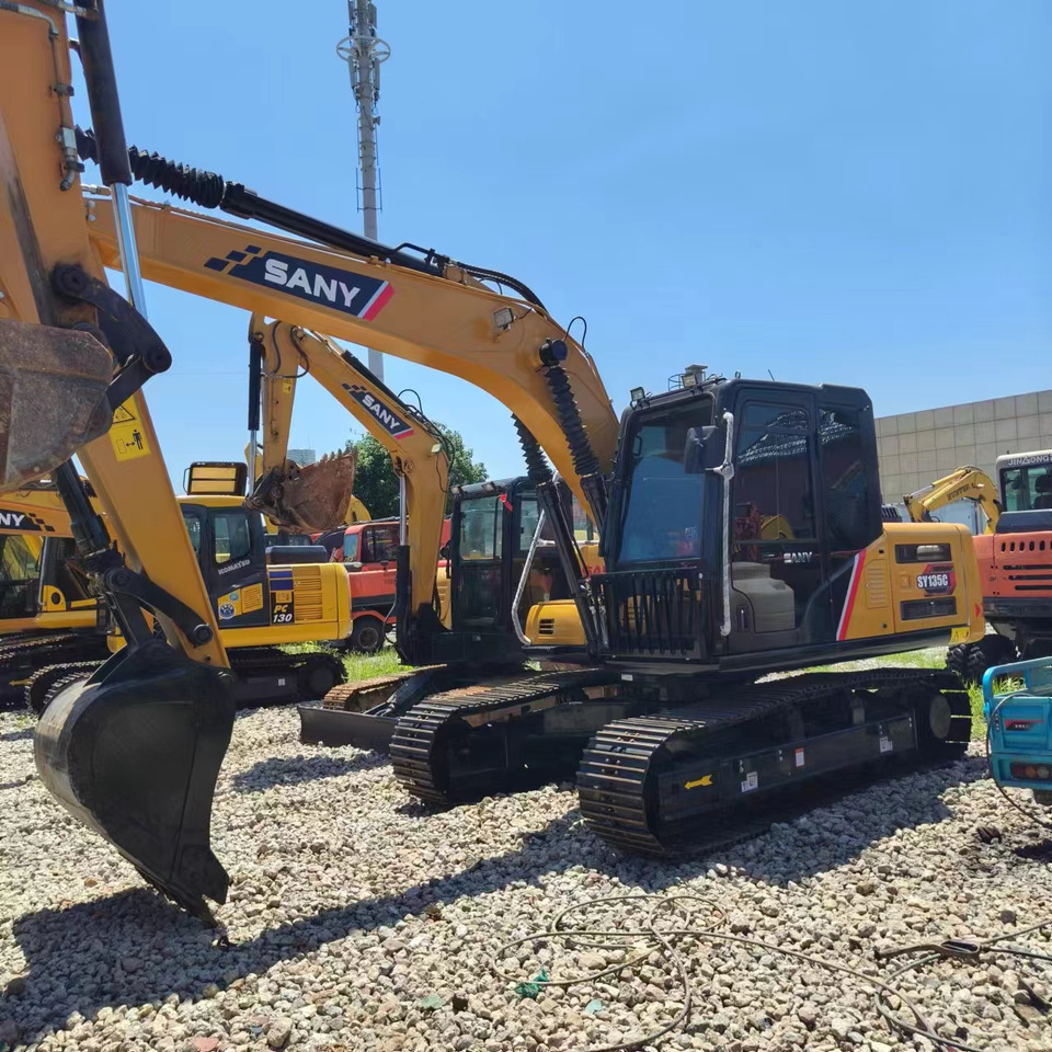 SANY SY135C - Escavadora de rastos: foto 3 SANY SY135C - Escavadora de rastos: foto 3