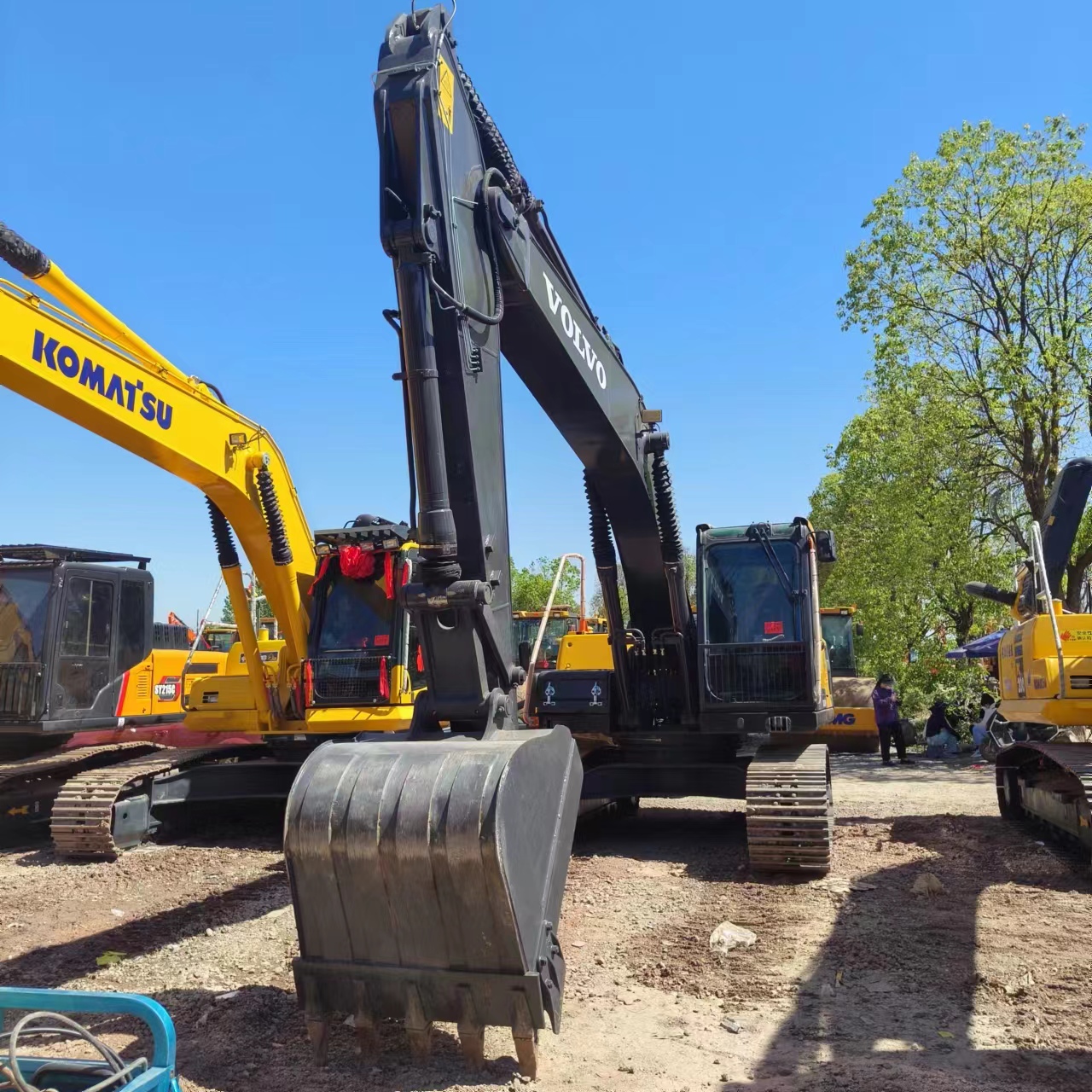 VOLVO EC210 - Escavadora de rastos: foto 2 VOLVO EC210 - Escavadora de rastos: foto 2