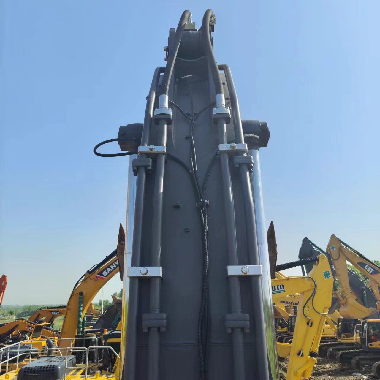 Locação financeira de VOLVO EC460 VOLVO EC460: foto 8