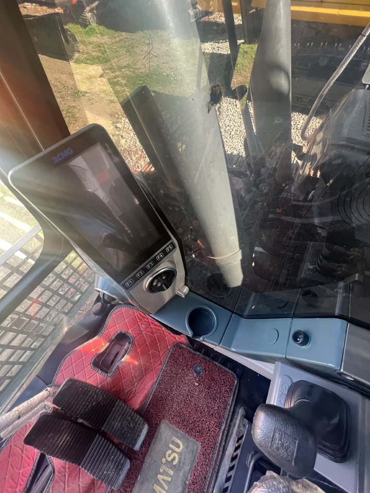 XCMG XE305DK - Escavadora de rastos: foto 3 XCMG XE305DK - Escavadora de rastos: foto 3