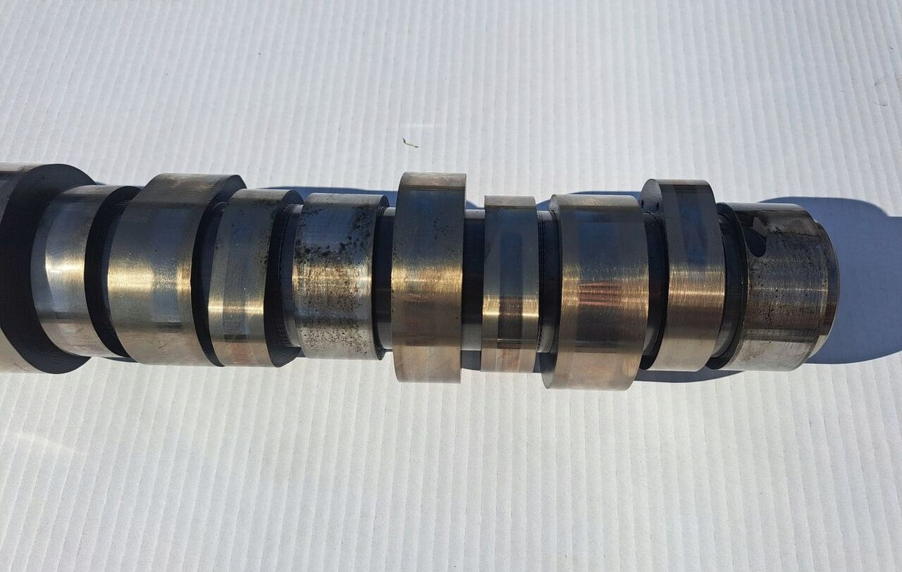 21698059 Volvo FH 4 EURO 6 - Árvore de cames para Camião: foto 3 21698059 Volvo FH 4 EURO 6 - Árvore de cames para Camião: foto 3