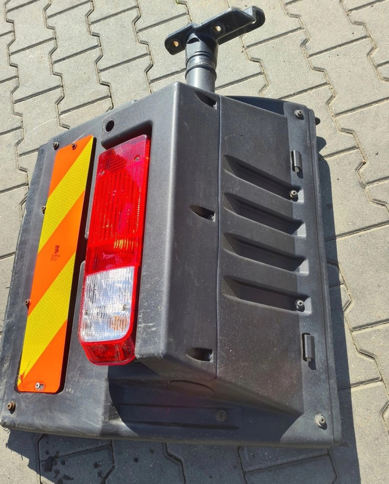BŁOTNIK KOMPLETNY PRAWY TYŁ LAMPA CHLAPACZ MOCOWANIE FORD F-MAX CARGO - Para-lama: foto 4 BŁOTNIK KOMPLETNY PRAWY TYŁ LAMPA CHLAPACZ MOCOWANIE FORD F-MAX CARGO - Para-lama: foto 4