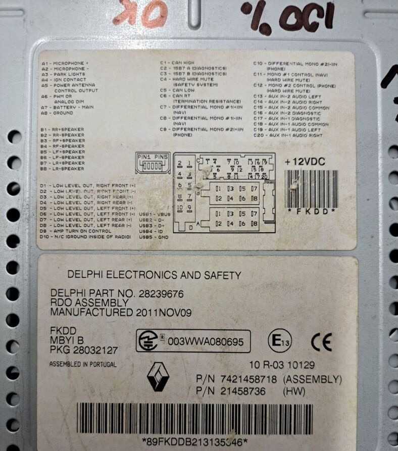 Delphi RADIO MP3 CD AUX USB 12V RENAULT PREMIUM MAGNUM MIDLUM DXI - Cabine e interior para Camião: foto 2 Delphi RADIO MP3 CD AUX USB 12V RENAULT PREMIUM MAGNUM MIDLUM DXI - Cabine e interior para Camião: foto 2