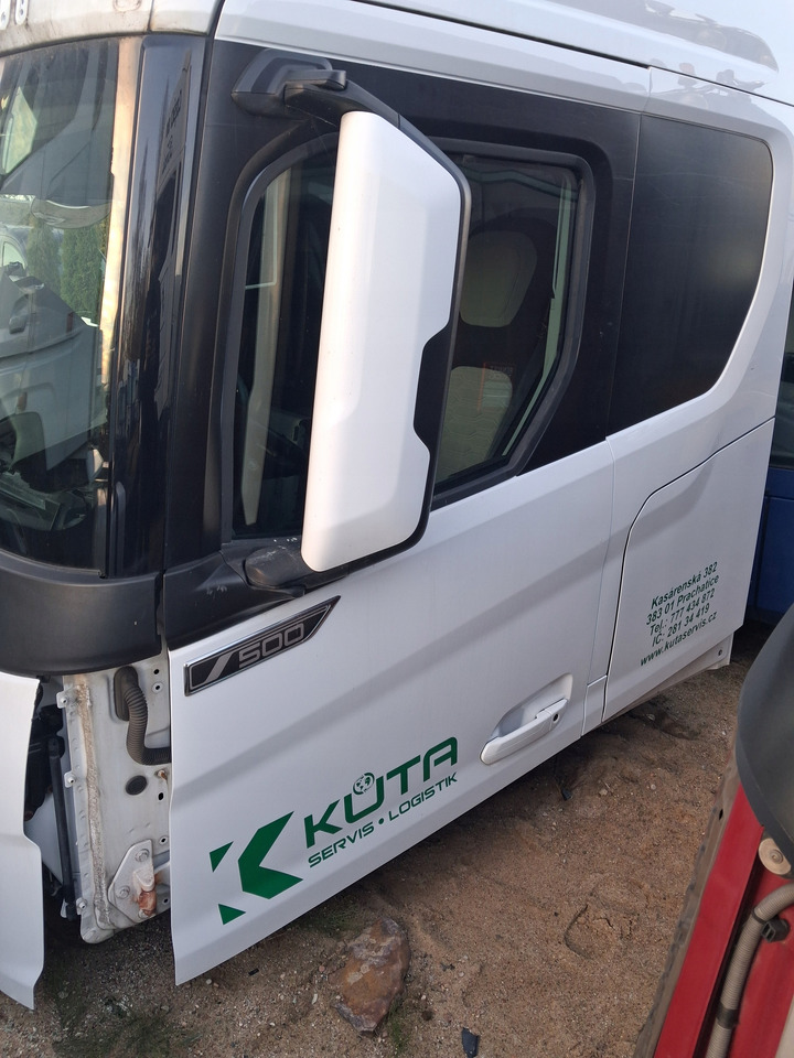 FORD DRZWI KOMPLETNE LEWE FORD F-MAX 500 TRUCKS EURO 6 - Porta e peças: foto 1 FORD DRZWI KOMPLETNE LEWE FORD F-MAX 500 TRUCKS EURO 6 - Porta e peças: foto 1