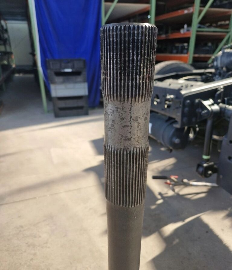 Ford F-MAX CARGO - Semi eixo para Camião: foto 3 Ford F-MAX CARGO - Semi eixo para Camião: foto 3