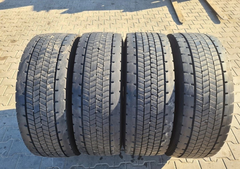 GOODYEAR TYŁ FUELMAX D 295/60 R 22.5 4 szt. stalowe - Jantes e pneus: foto 5 GOODYEAR TYŁ FUELMAX D 295/60 R 22.5 4 szt. stalowe - Jantes e pneus: foto 5