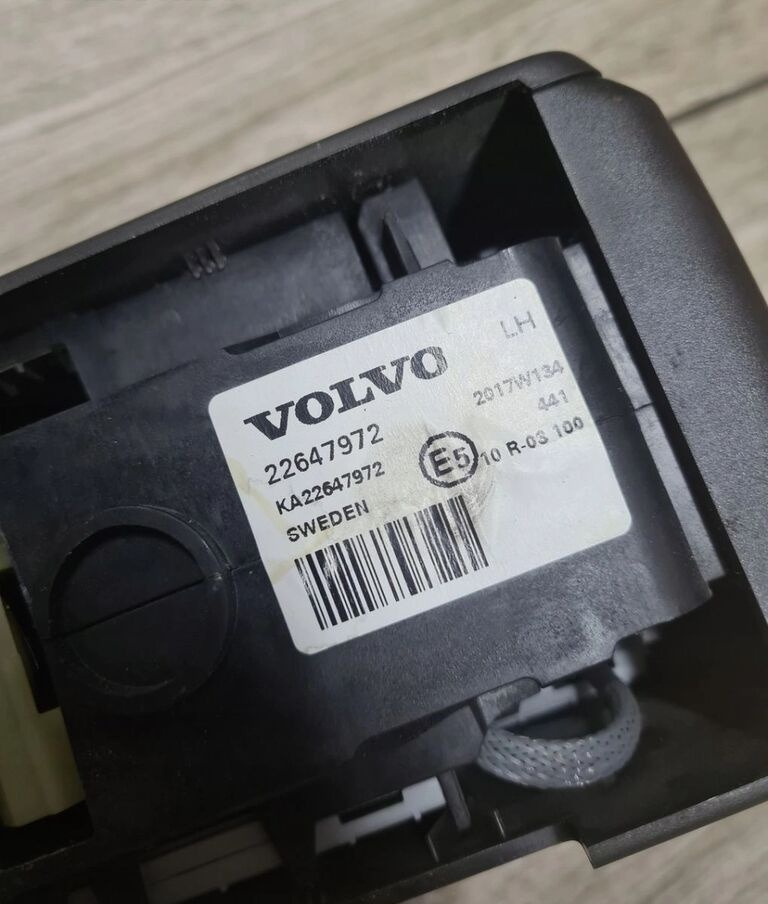 JOYSTICK ZMIANY BIEGÓW GAŁKA LEWAREK VOLVO FH 4 FM 4 FH 16 EURO 6 22647972 Volvo FH 4 FM 4 FH 16 EURO 6 22647972 Volvo VOLVO FH 4 FM 4 FH 16 EURO 6 22647972 - Manete de mudanças para Camião: foto 3 JOYSTICK ZMIANY BIEGÓW GAŁKA LEWAREK VOLVO FH 4 FM 4 FH 16 EURO 6 22647972 Volvo FH 4 FM 4 FH 16 EURO 6 22647972 Volvo VOLVO FH 4 FM 4 FH 16 EURO 6 22647972 - Manete de mudanças para Camião: foto 3
