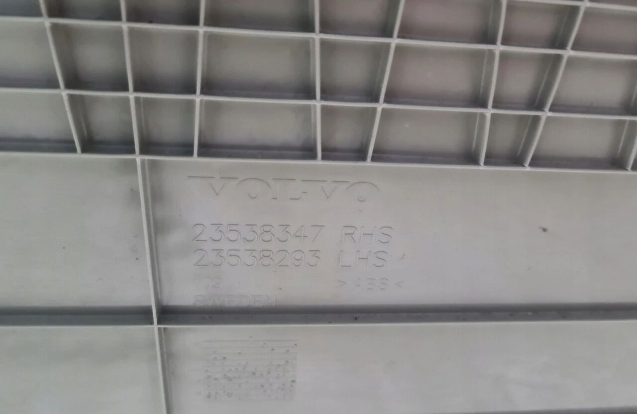 LODÓWKA CHŁODZIARKA VOLVO FH 4 FH 5 EURO 6 Volvo FH 4 FH 5 EURO 6 Volvo VOLVO FH 4 FH 5 EURO 6 - Cabine e interior para Camião: foto 3 LODÓWKA CHŁODZIARKA VOLVO FH 4 FH 5 EURO 6 Volvo FH 4 FH 5 EURO 6 Volvo VOLVO FH 4 FH 5 EURO 6 - Cabine e interior para Camião: foto 3