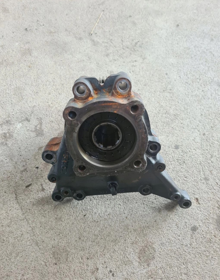 PRZYSTAWKA ODBIORU MOCY RENAULT MIDLUM DXI VOLVO FE FL - Caixas de velocidade e peças: foto 2 PRZYSTAWKA ODBIORU MOCY RENAULT MIDLUM DXI VOLVO FE FL - Caixas de velocidade e peças: foto 2