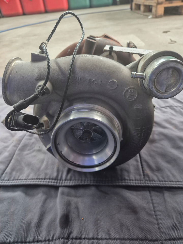 RENAULT TURBINA TURBOSPRĘŻARKA TURBO I-SAVE VOLVO FH 5 Renault T-Serie Evo DTI 13 - Turbocompressor para Camião: foto 1 RENAULT TURBINA TURBOSPRĘŻARKA TURBO I-SAVE VOLVO FH 5 Renault T-Serie Evo DTI 13 - Turbocompressor para Camião: foto 1