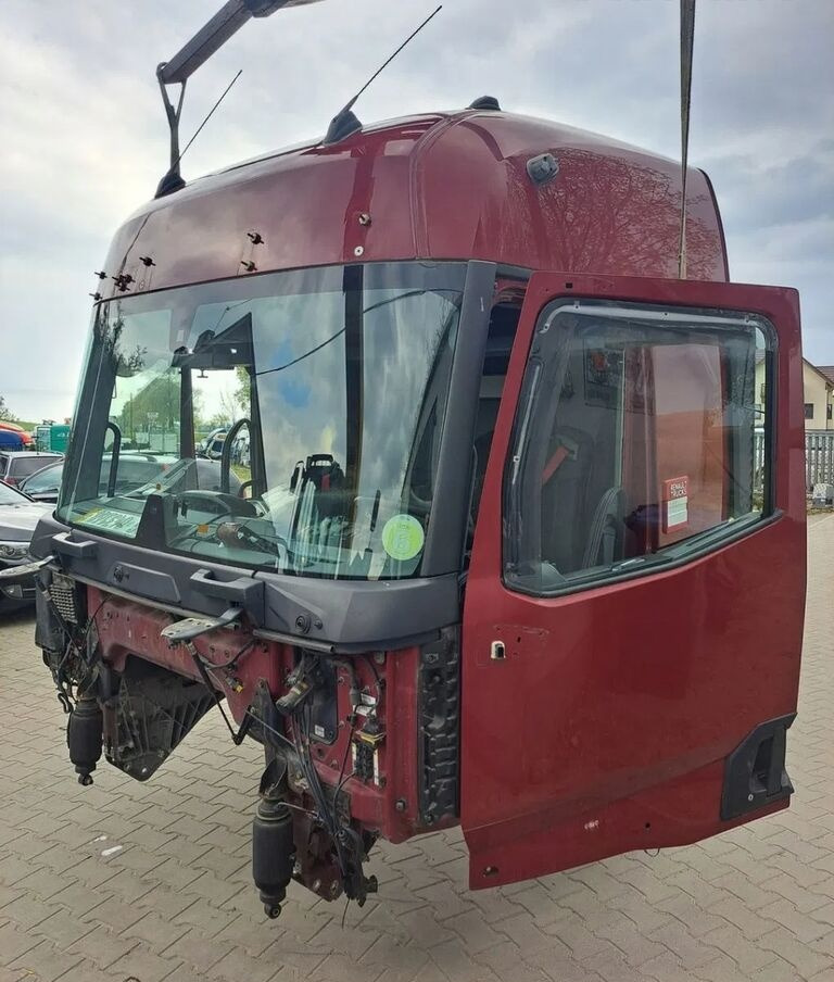 Renault GAMA T RANGE WYSOKA HIGH PŁASKA PODŁOGA Renault OE - Cabine para Camião: foto 1 Renault GAMA T RANGE WYSOKA HIGH PŁASKA PODŁOGA Renault OE - Cabine para Camião: foto 1