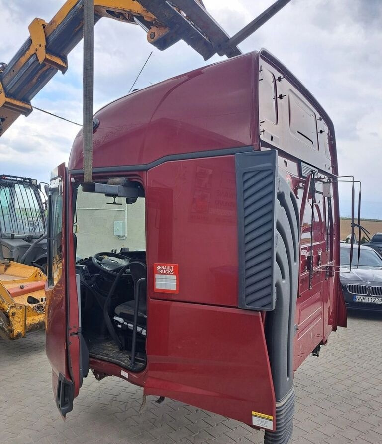 Renault GAMA T RANGE WYSOKA HIGH PŁASKA PODŁOGA Renault OE - Cabine para Camião: foto 4 Renault GAMA T RANGE WYSOKA HIGH PŁASKA PODŁOGA Renault OE - Cabine para Camião: foto 4