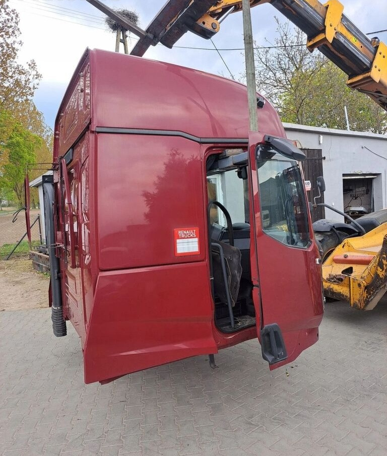 Renault GAMA T RANGE WYSOKA HIGH PŁASKA PODŁOGA Renault OE - Cabine para Camião: foto 3 Renault GAMA T RANGE WYSOKA HIGH PŁASKA PODŁOGA Renault OE - Cabine para Camião: foto 3