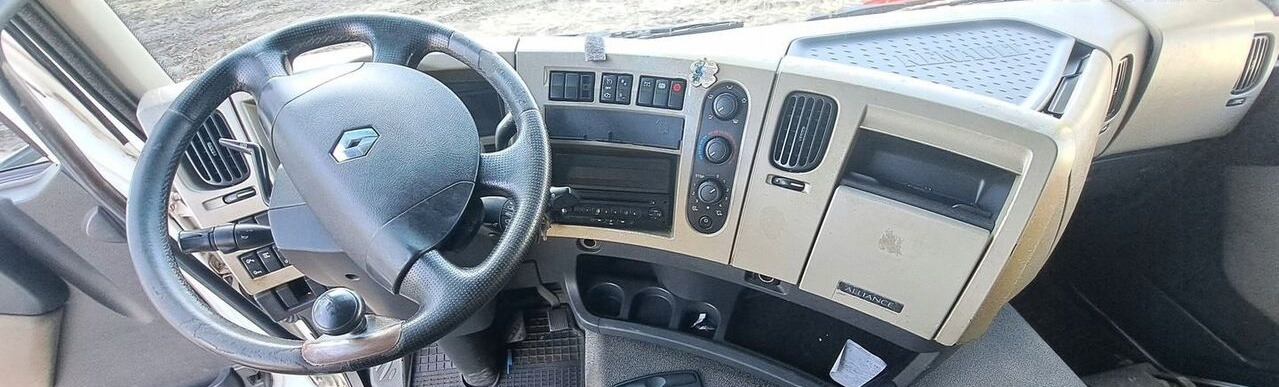 Renault KONSOLA DESKA ROZDZIELCZA PRZEKŁADKA ANGLIKA RENAULT PREMIUM DXI - Painel de instrumentos para Camião: foto 2 Renault KONSOLA DESKA ROZDZIELCZA PRZEKŁADKA ANGLIKA RENAULT PREMIUM DXI - Painel de instrumentos para Camião: foto 2