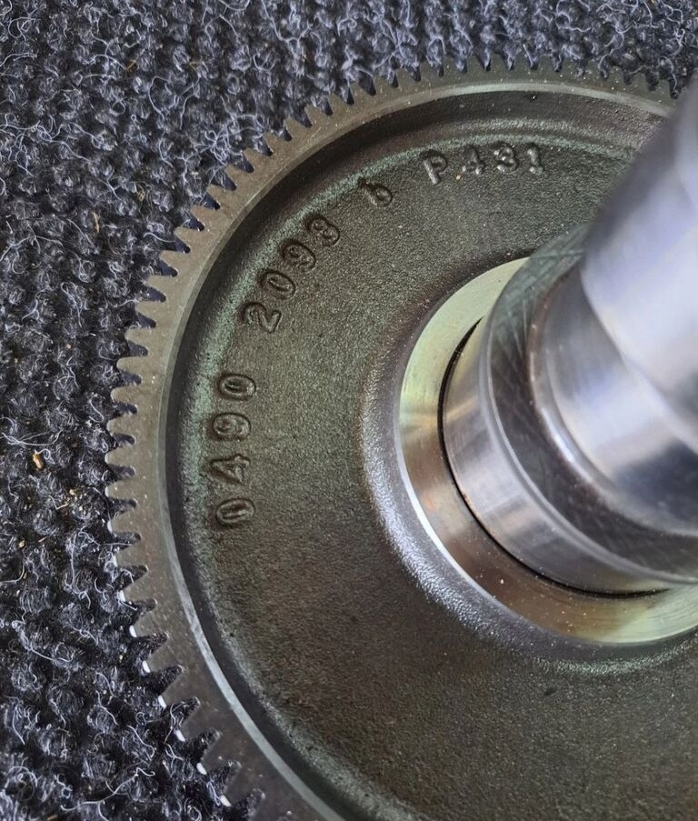 Renault MIDLUM DXI 5 EURO 5 Renault - Árvore de cames para Camião: foto 2 Renault MIDLUM DXI 5 EURO 5 Renault - Árvore de cames para Camião: foto 2