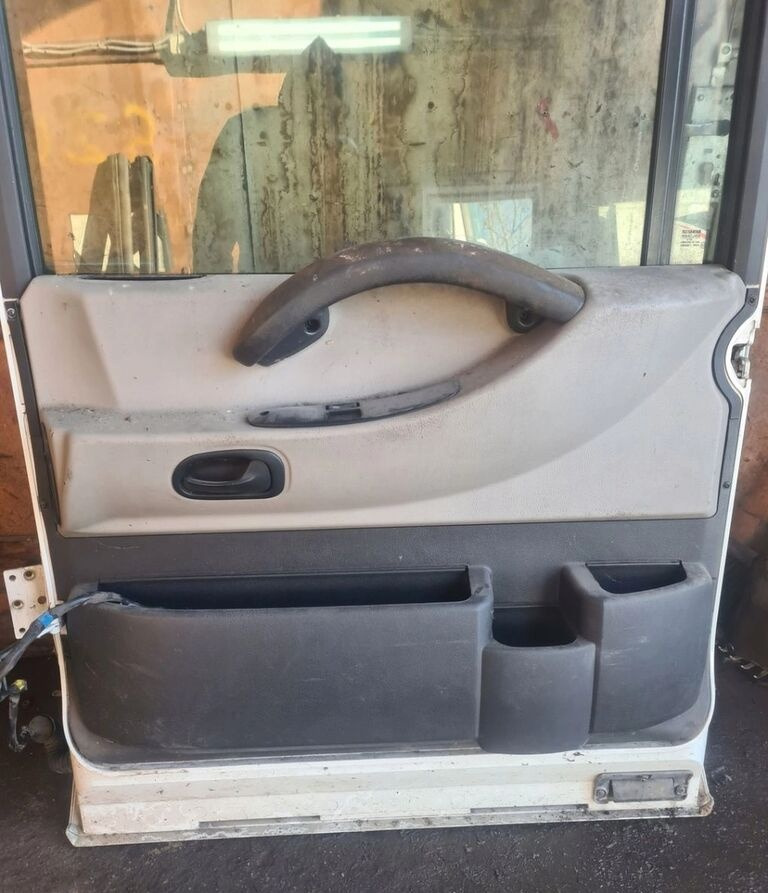 Renault PRAWE KOMPLETNE MAGNUM DXI 13 LIFT VEGA Renault RENAULT MAGNUM DXI 13 LIFT VEGA - Porta e peças para Camião: foto 2 Renault PRAWE KOMPLETNE MAGNUM DXI 13 LIFT VEGA Renault RENAULT MAGNUM DXI 13 LIFT VEGA - Porta e peças para Camião: foto 2