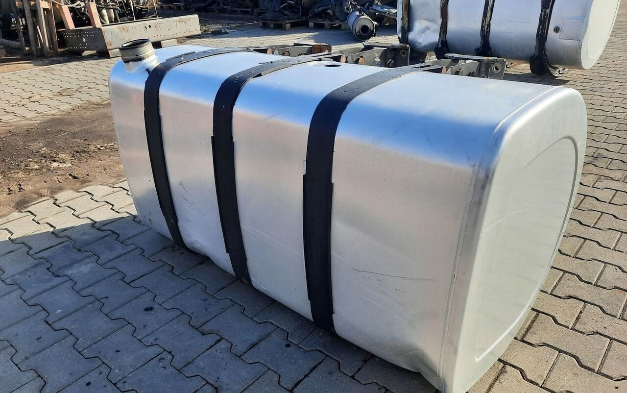 Renault ZBIORNIK PALIWA VOLVO FH4 FM4 FMX 140/70/70 21655313 - Tanque de combustível para Camião: foto 5 Renault ZBIORNIK PALIWA VOLVO FH4 FM4 FMX 140/70/70 21655313 - Tanque de combustível para Camião: foto 5