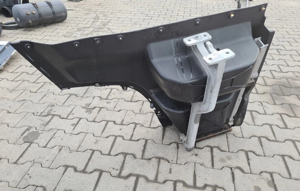 STOPNICA KOMPLETNA LEWA GÓRNA STOPIEŃ FORD F-MAX 500 TRUCKS - Estribo: foto 4 STOPNICA KOMPLETNA LEWA GÓRNA STOPIEŃ FORD F-MAX 500 TRUCKS - Estribo: foto 4