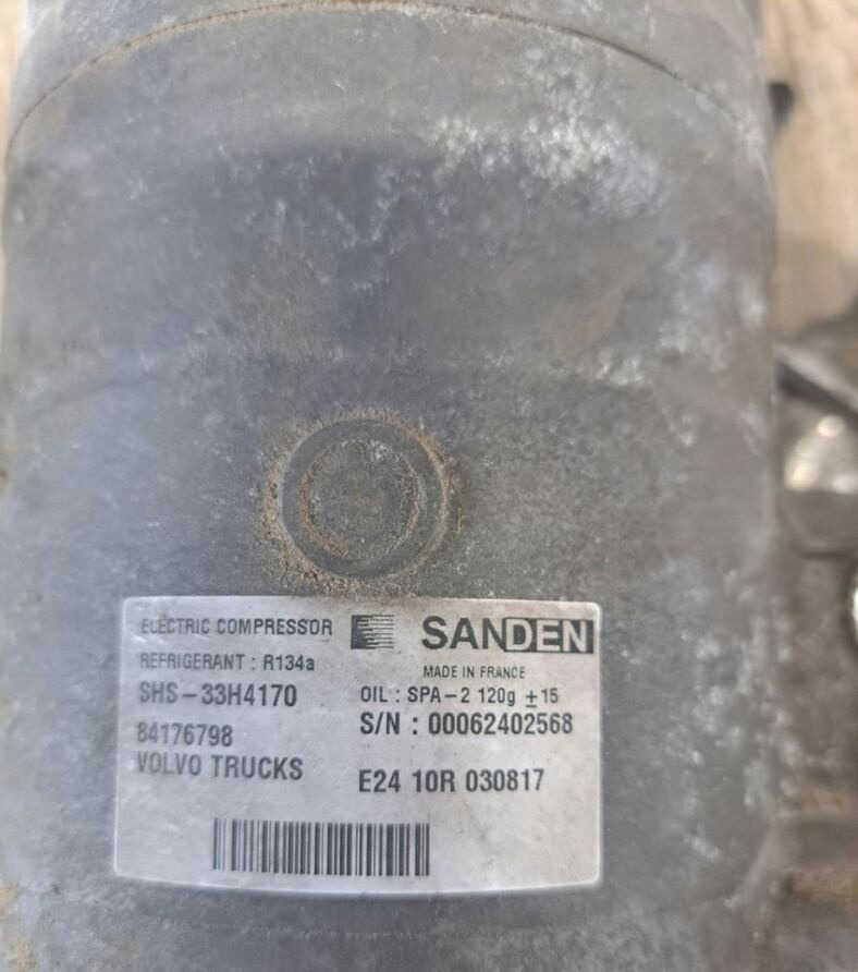 Sanden SPRĘŻARKA KOMPRESOR KLIMATYZACJI VOLVO FH 4 FMX 84176798 - Compressor de ar condicionado para Camião: foto 4 Sanden SPRĘŻARKA KOMPRESOR KLIMATYZACJI VOLVO FH 4 FMX 84176798 - Compressor de ar condicionado para Camião: foto 4