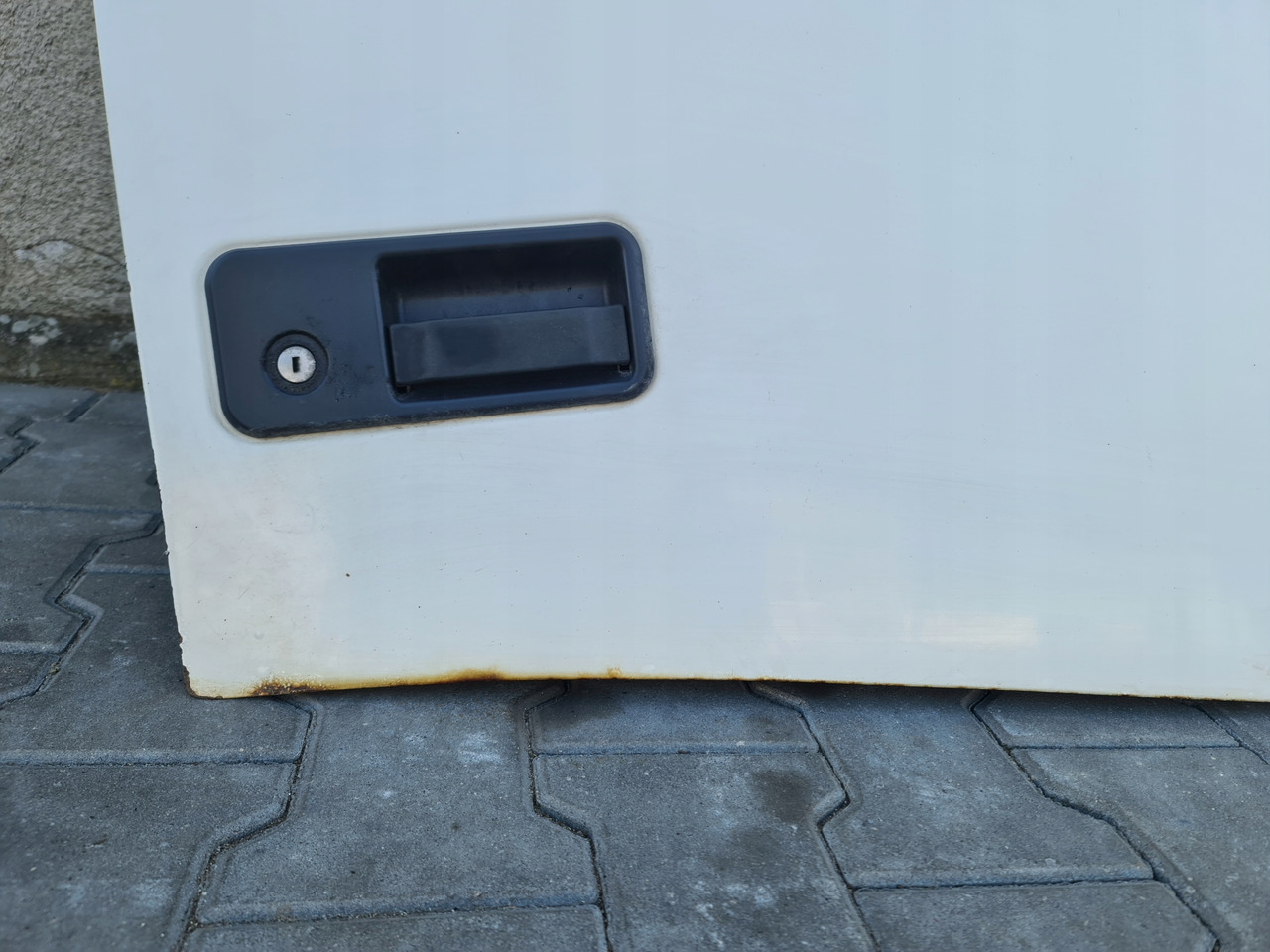 VOLVO DRZWI KOMPLETNE PRAWE VOLVO FH 12 13 - Porta e peças para Camião: foto 3 VOLVO DRZWI KOMPLETNE PRAWE VOLVO FH 12 13 - Porta e peças para Camião: foto 3