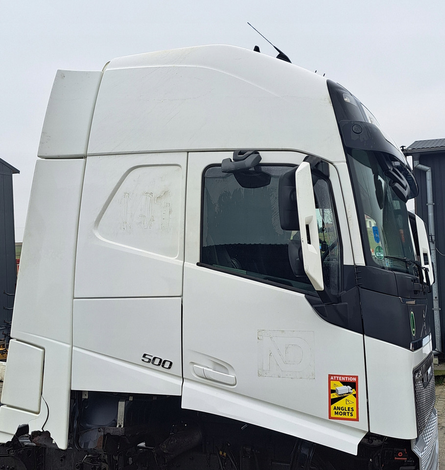 VOLVO GOŁY SZKIELET VOLVO FH 4 EURO 6 XL - Cabine para Camião: foto 2 VOLVO GOŁY SZKIELET VOLVO FH 4 EURO 6 XL - Cabine para Camião: foto 2