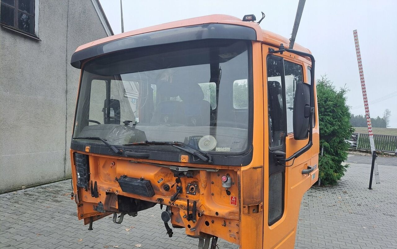 VOLVO KABINA KOMPLETNA DZIENNA VOLVO FL 6 00-06 - Cabine para Camião: foto 2 VOLVO KABINA KOMPLETNA DZIENNA VOLVO FL 6 00-06 - Cabine para Camião: foto 2