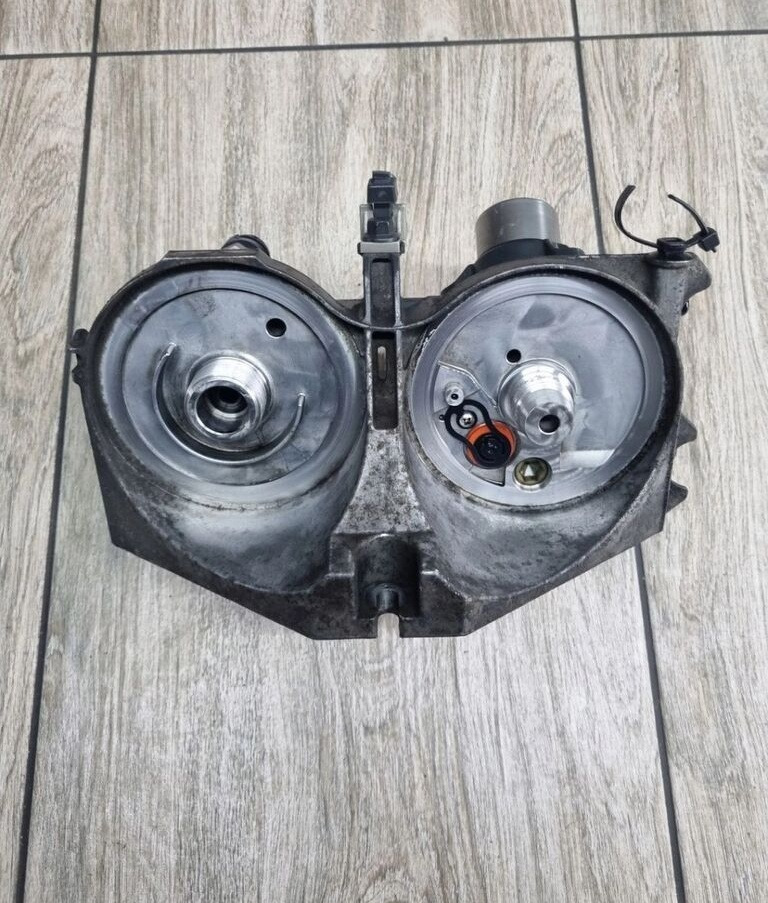 VOLVO PODSTAWA FILTRÓW PALIWA VOLVO FH FM 4 RENAULT GAMA T C K RANGE - Sistema de combustível para Camião: foto 2 VOLVO PODSTAWA FILTRÓW PALIWA VOLVO FH FM 4 RENAULT GAMA T C K RANGE - Sistema de combustível para Camião: foto 2