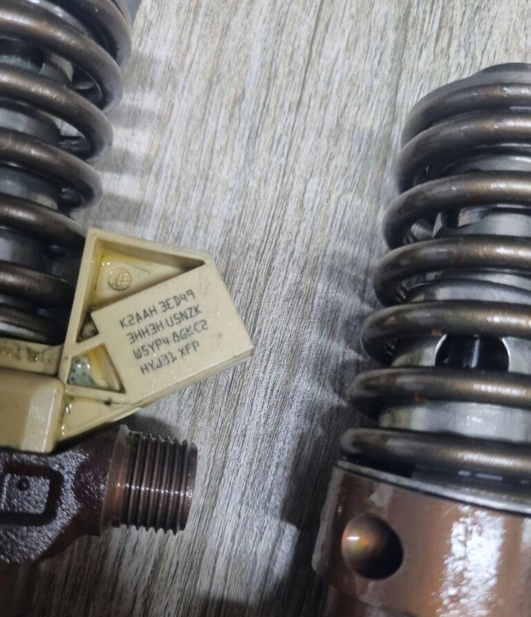 VOLVO POMPOWTRYSKIWACZE POMPOWTRYSKI KOMPLET VOLVO FH 4 16 D16K EURO 6 - Injector para Camião: foto 3 VOLVO POMPOWTRYSKIWACZE POMPOWTRYSKI KOMPLET VOLVO FH 4 16 D16K EURO 6 - Injector para Camião: foto 3