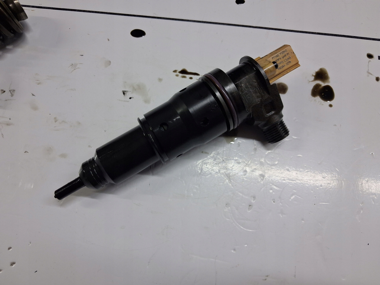 VOLVO POMPOWTRYSKIWACZE WTRYSKI COMMON RAIL VOLVO FH FM 4 5 RENAULT GAMA T EVO - Injector para Camião: foto 4 VOLVO POMPOWTRYSKIWACZE WTRYSKI COMMON RAIL VOLVO FH FM 4 5 RENAULT GAMA T EVO - Injector para Camião: foto 4