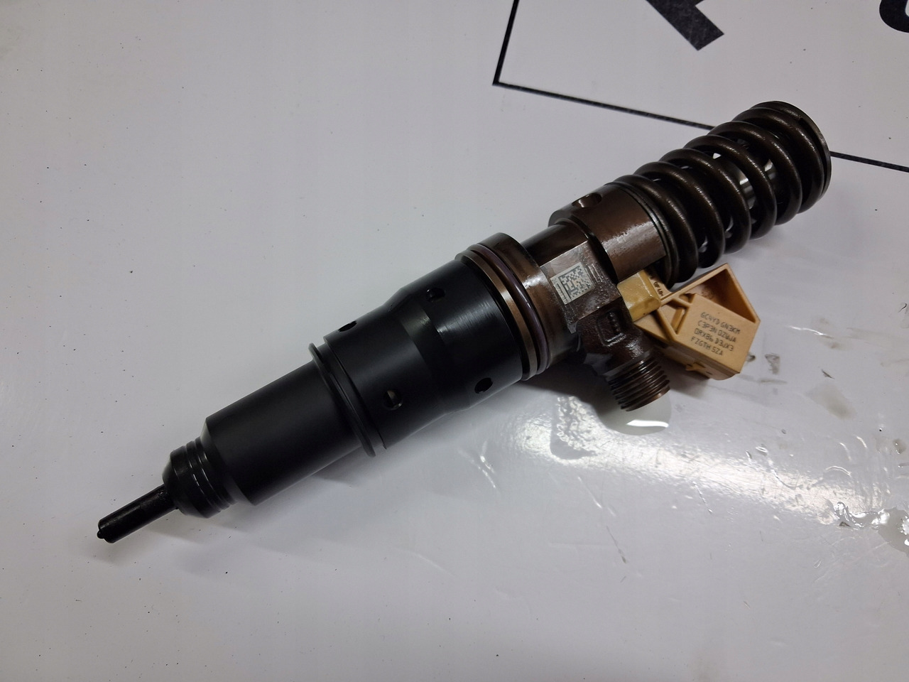 VOLVO POMPOWTRYSKIWACZE WTRYSKI COMMON RAIL VOLVO FH FM 4 5 RENAULT GAMA T EVO - Injector para Camião: foto 3 VOLVO POMPOWTRYSKIWACZE WTRYSKI COMMON RAIL VOLVO FH FM 4 5 RENAULT GAMA T EVO - Injector para Camião: foto 3