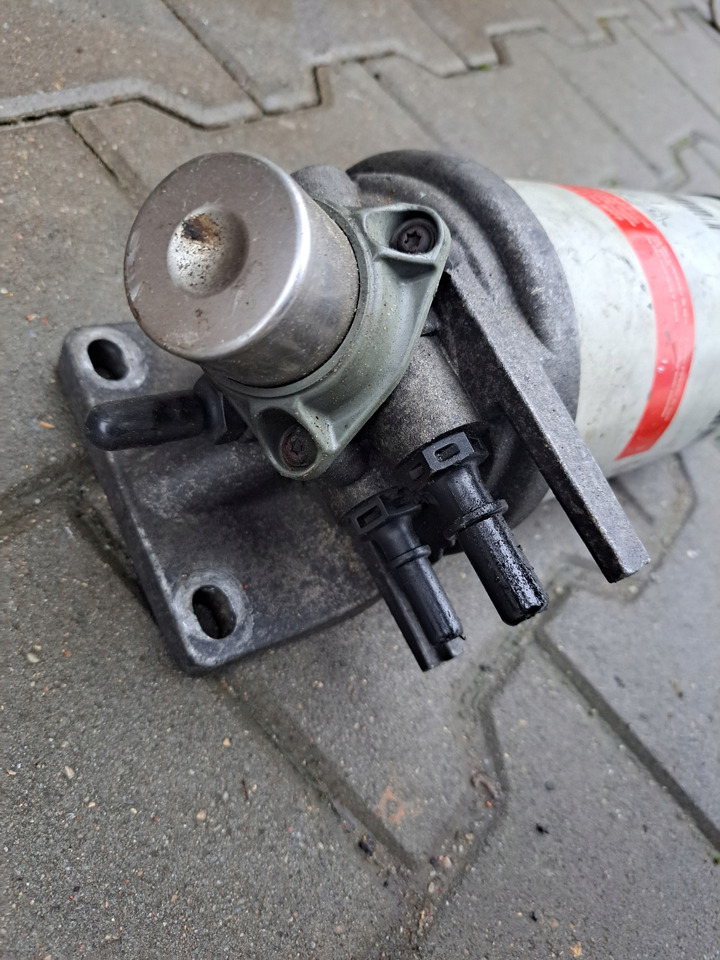 VOLVO SEPARATOR POMPKA PALIWA RENAULT GAMA D VOLVO FL - Sistema de combustível para Camião: foto 2 VOLVO SEPARATOR POMPKA PALIWA RENAULT GAMA D VOLVO FL - Sistema de combustível para Camião: foto 2