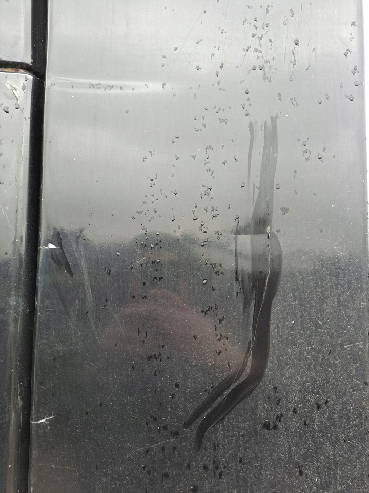 VOLVO SPOILERY OWIEWKI KABINY KOMPLET VOLVO FH 12 13 XL - Aerodinâmica/ Aerofólio para Camião: foto 3 VOLVO SPOILERY OWIEWKI KABINY KOMPLET VOLVO FH 12 13 XL - Aerodinâmica/ Aerofólio para Camião: foto 3