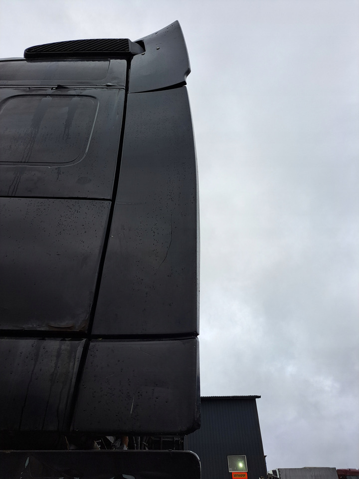 VOLVO SPOILERY OWIEWKI KABINY KOMPLET VOLVO FH 12 13 XL - Aerodinâmica/ Aerofólio para Camião: foto 2 VOLVO SPOILERY OWIEWKI KABINY KOMPLET VOLVO FH 12 13 XL - Aerodinâmica/ Aerofólio para Camião: foto 2