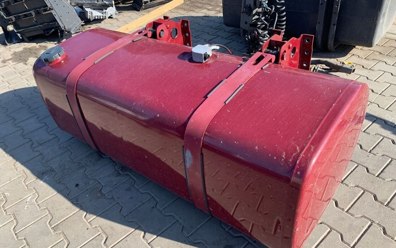 VOLVO ZBIORNIK PALIWA VOLVO FH FM 4 5 RENAULT GAMA T LOW DECK 150x69x56 - Tanque de combustível para Camião: foto 3 VOLVO ZBIORNIK PALIWA VOLVO FH FM 4 5 RENAULT GAMA T LOW DECK 150x69x56 - Tanque de combustível para Camião: foto 3