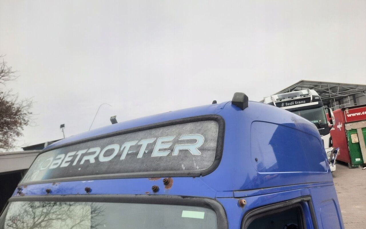 Volvo FH 12 13 - Cabine para Camião: foto 4 Volvo FH 12 13 - Cabine para Camião: foto 4