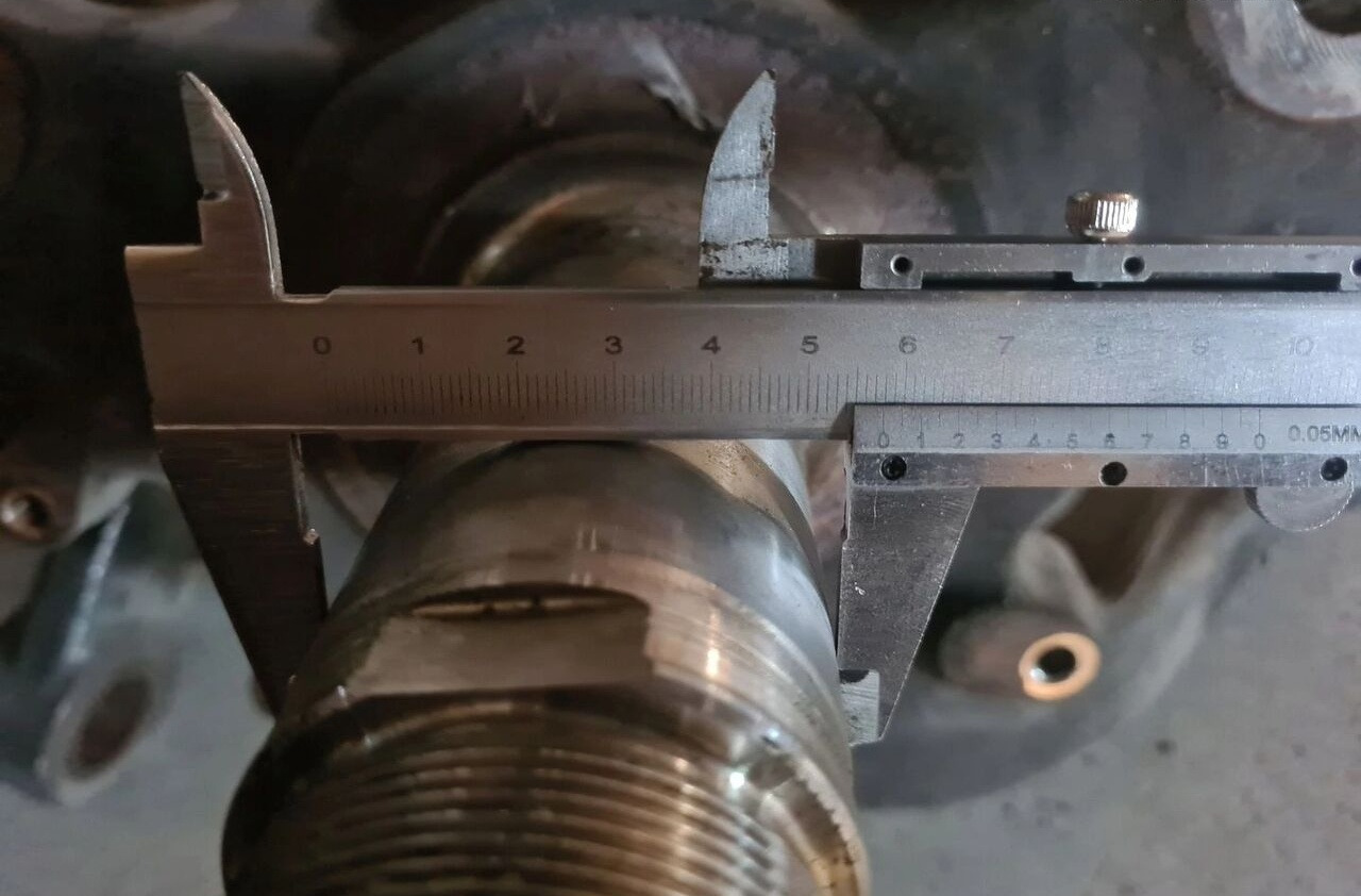 Volvo FH 4 FM 4 FH 5 FM 5 RENAULT GAMA T FI 58 22848432 Volvo VOLVO FH 4 FM 4 FH 5 FM 5 RENAULT GAMA T FI 58 22848432 - Manga de eixo para Camião: foto 4 Volvo FH 4 FM 4 FH 5 FM 5 RENAULT GAMA T FI 58 22848432 Volvo VOLVO FH 4 FM 4 FH 5 FM 5 RENAULT GAMA T FI 58 22848432 - Manga de eixo para Camião: foto 4