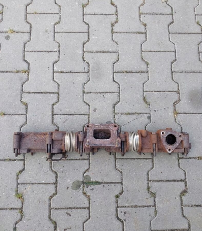 Volvo KOLEKTOR WYDECHOWY VOLVO FL RENAULT GAMA D8K - Colector de escape para Camião: foto 2 Volvo KOLEKTOR WYDECHOWY VOLVO FL RENAULT GAMA D8K - Colector de escape para Camião: foto 2