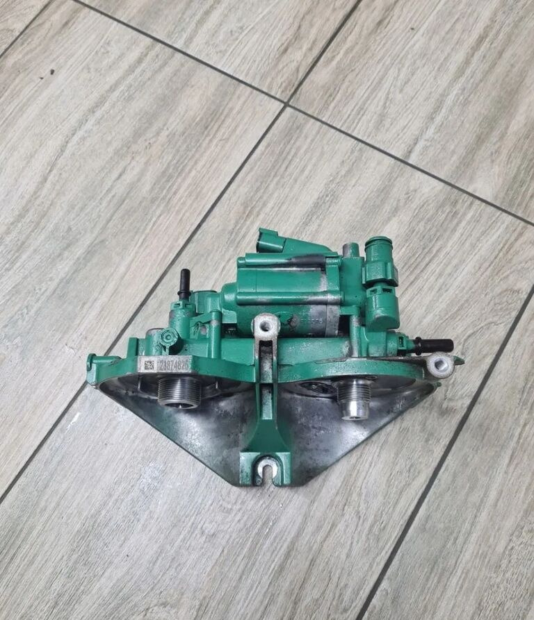 Volvo PODSTAWA FILTRÓW PALIWA FH 4 FH 16 D16K EURO 6 23874825 23099632 Volvo VOLVO FH 4 FH 16 D16K EURO 6 23874825 23099632 - Filtro de combustível para Camião: foto 3 Volvo PODSTAWA FILTRÓW PALIWA FH 4 FH 16 D16K EURO 6 23874825 23099632 Volvo VOLVO FH 4 FH 16 D16K EURO 6 23874825 23099632 - Filtro de combustível para Camião: foto 3