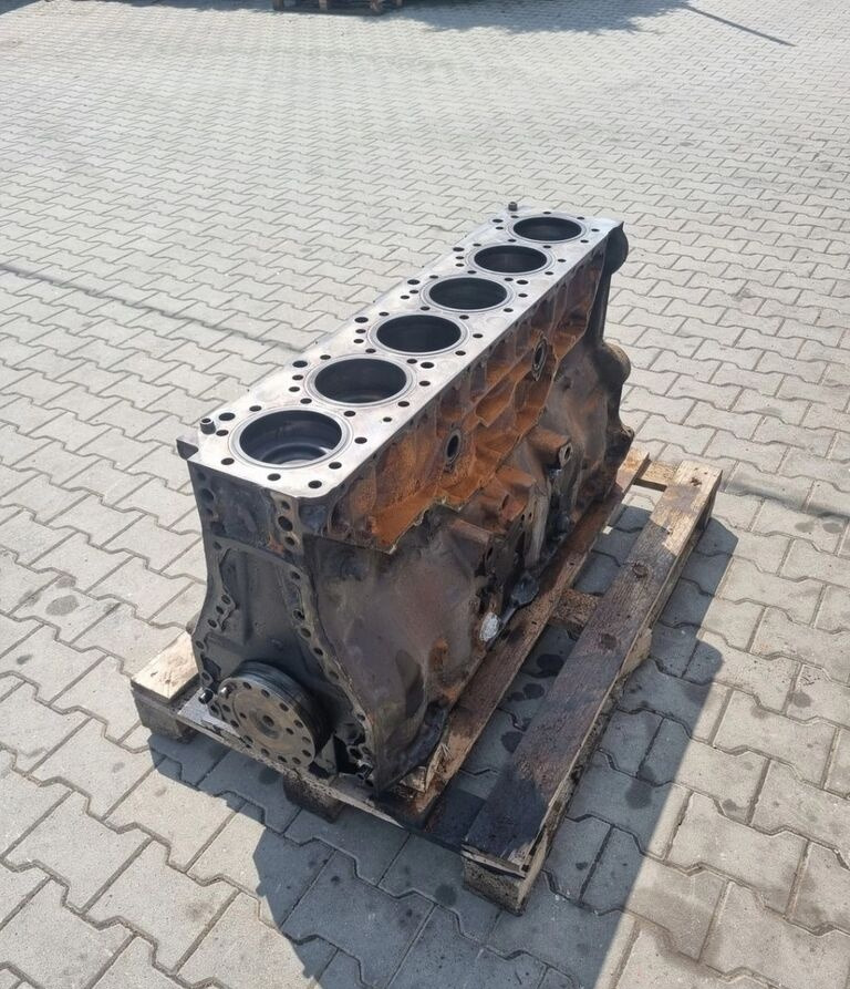 Volvo SŁUPEK TŁOKI WAŁ KORBOWY FH 12 D12 RENAULT MAGNUM DXI 12 1001968 Volvo - Bloco do motor para Camião: foto 3 Volvo SŁUPEK TŁOKI WAŁ KORBOWY FH 12 D12 RENAULT MAGNUM DXI 12 1001968 Volvo - Bloco do motor para Camião: foto 3